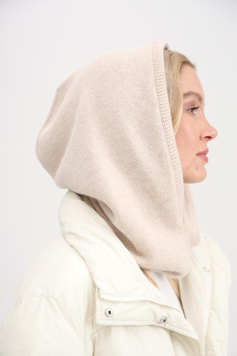 Капюшон Adel вязаный бежевый