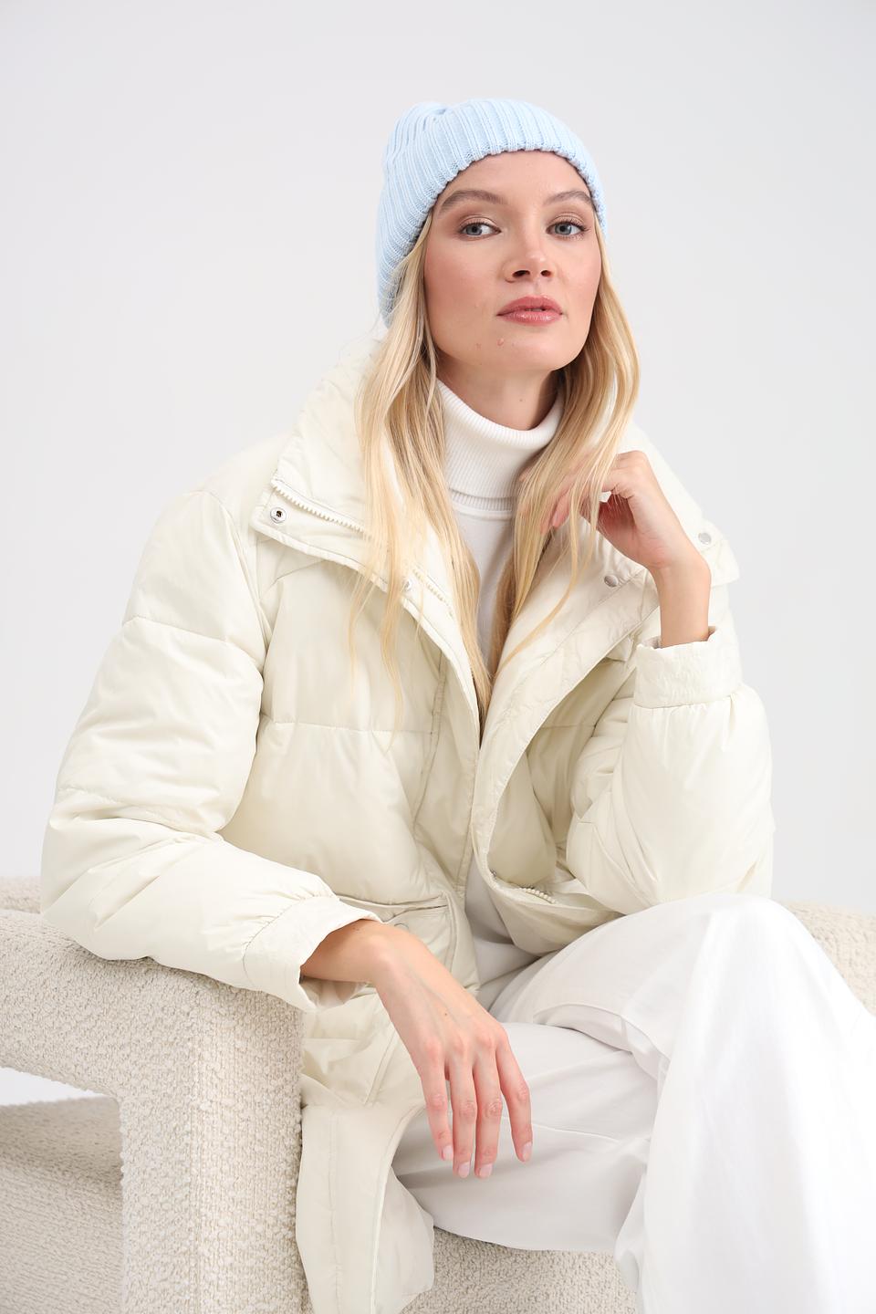 Шапка Adel голубая