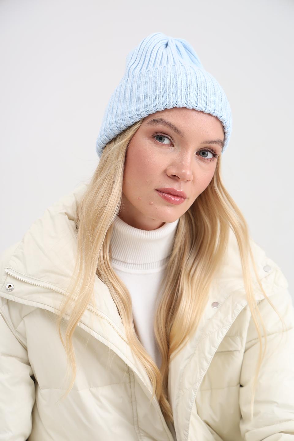 Шапка Adel голубая
