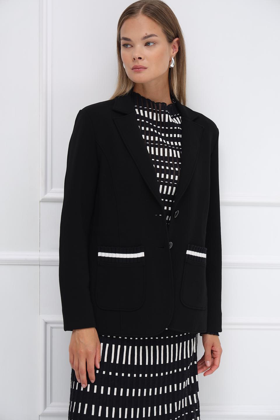 Жакет Marc Cain чёрный приталенный