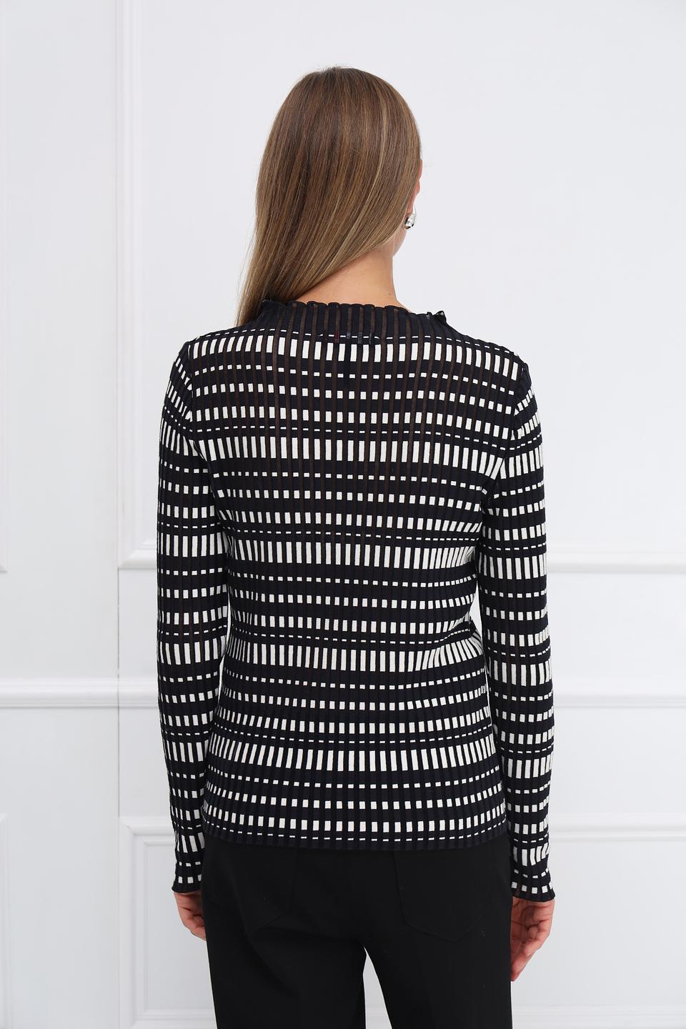 Пуловер Marc Cain в полоску