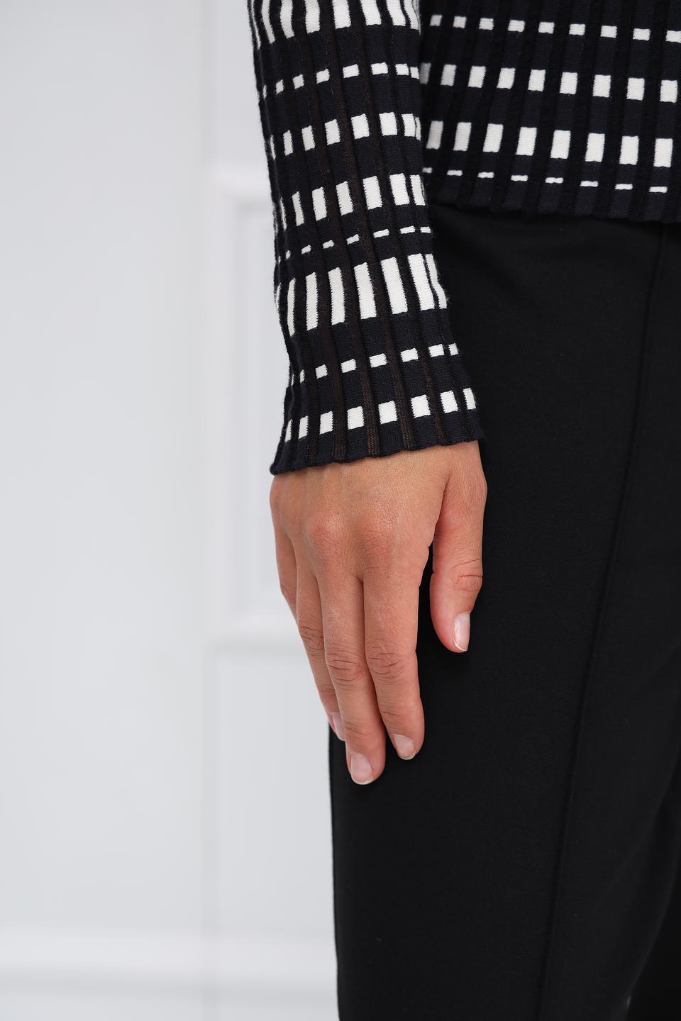 Пуловер Marc Cain в полоску