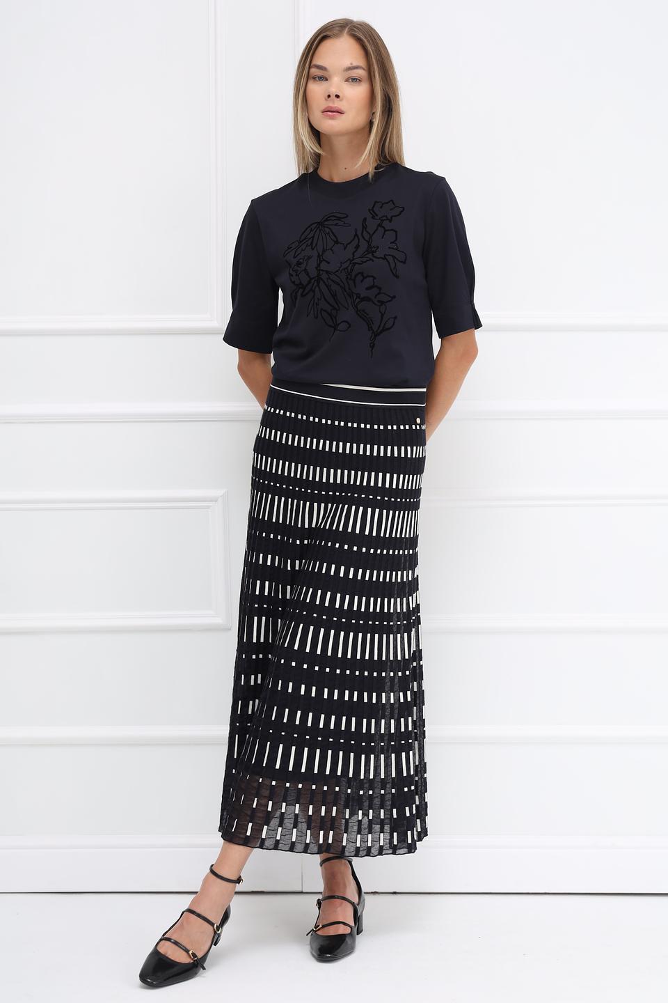 Футболка Marc Cain с цветочным принтом