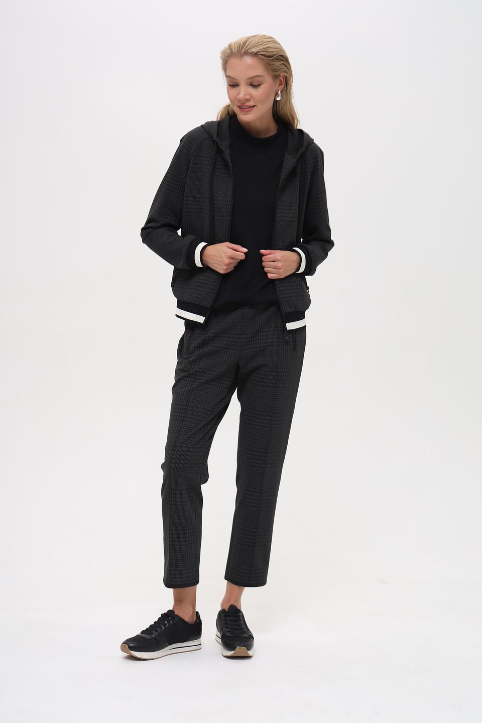 Толстовка Pezzo в клетку с белыми полосами