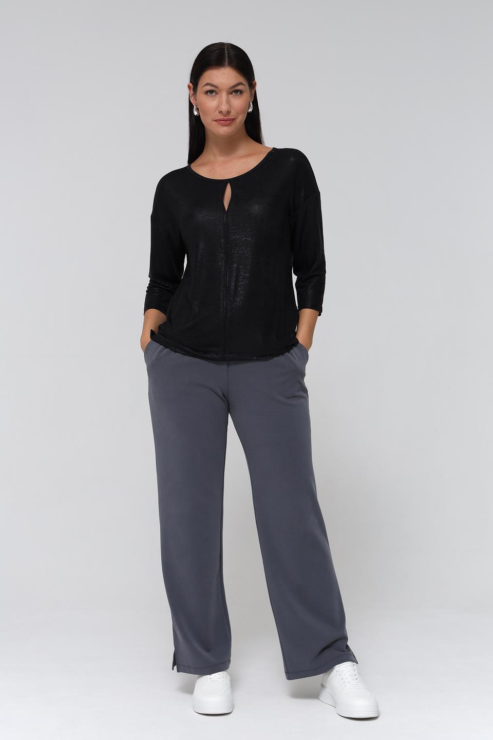 Блуза Monari чёрная с вырезом