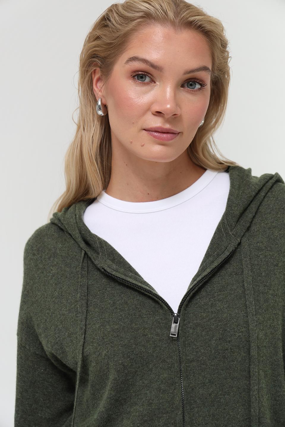 Жакет Pezzo оливковый с капюшоном