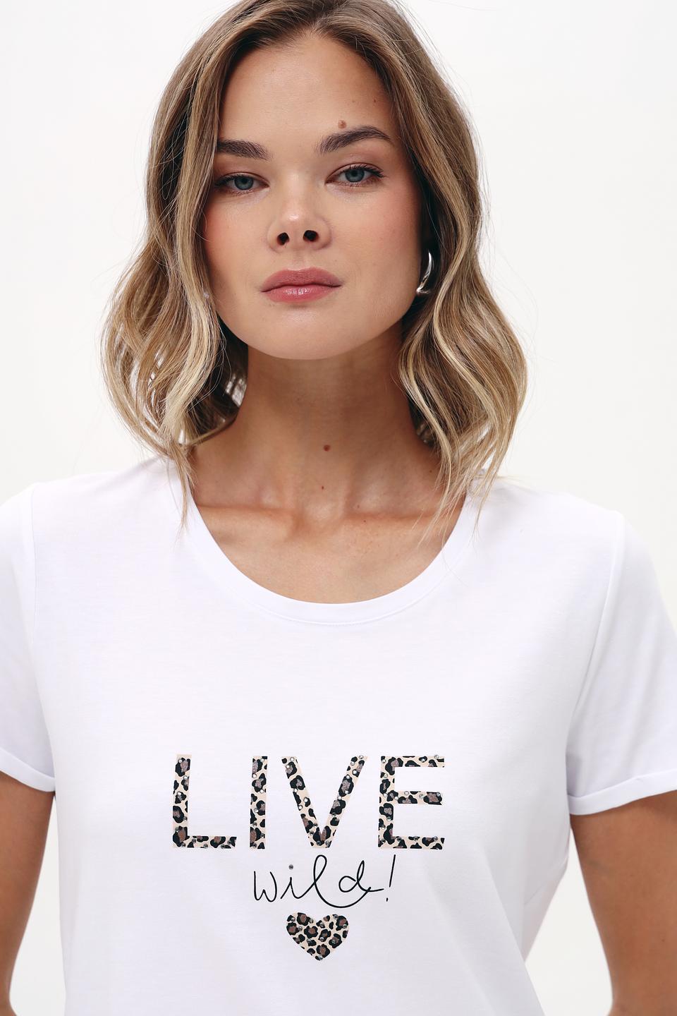 Футболка More and More с принтом Live Wild