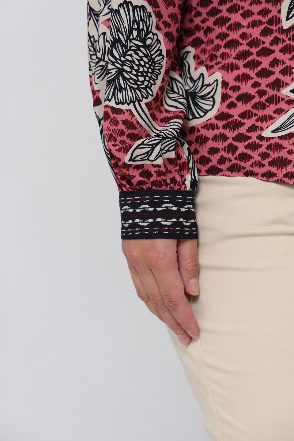 Блуза Bianca с цветочным принтом