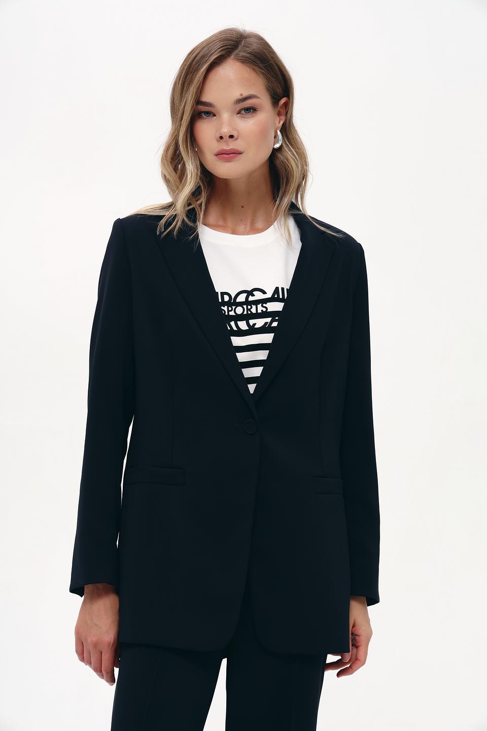 Жакет Marc Cain чёрный приталенный