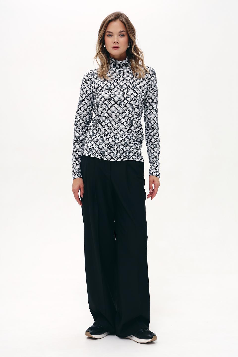 Лонгслив Marc Cain с геометрическим принтом