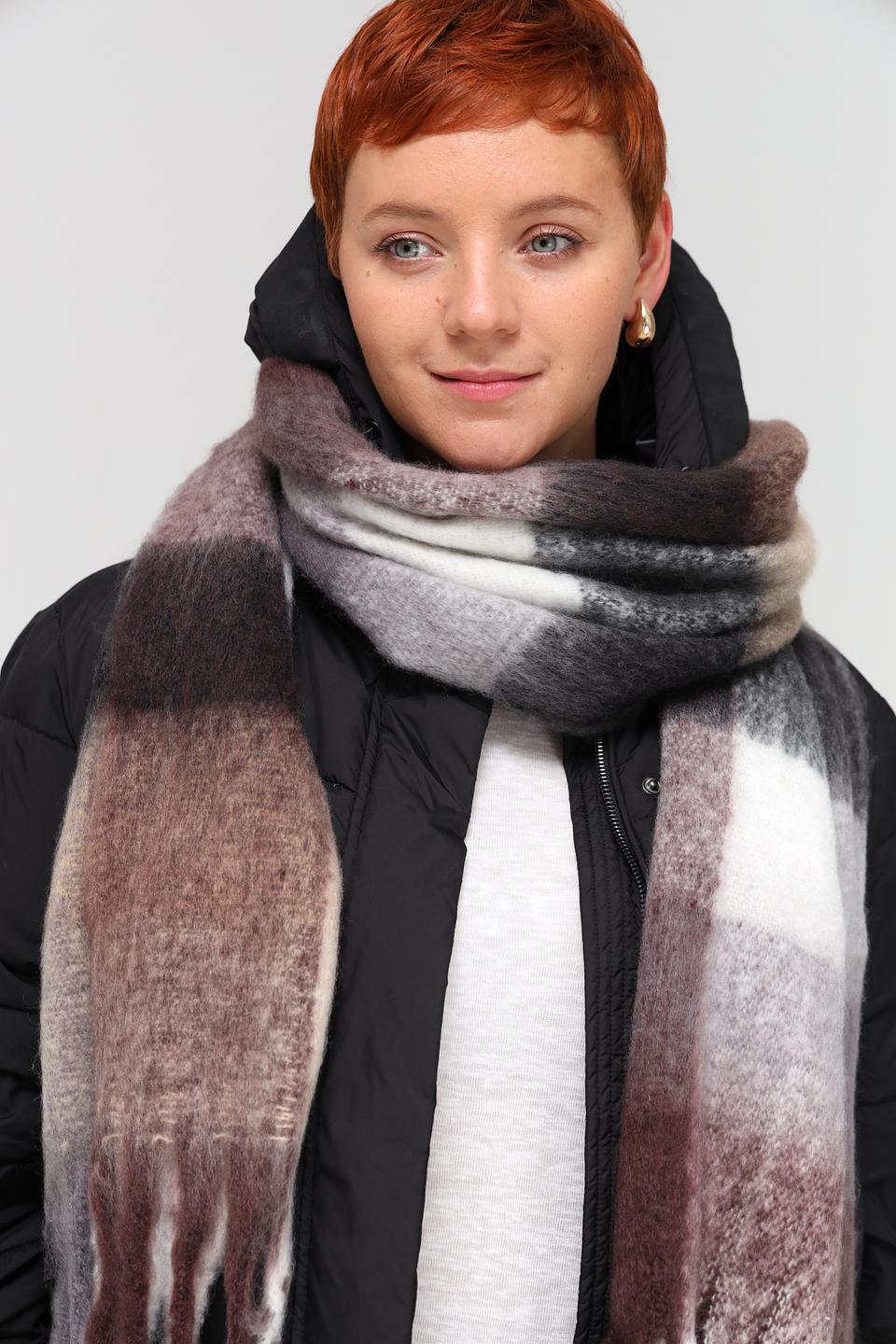 Шарф Electra style в клетку с бахромой