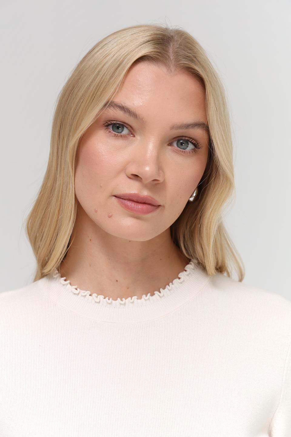 Пуловер Oui с кружевом кремовый