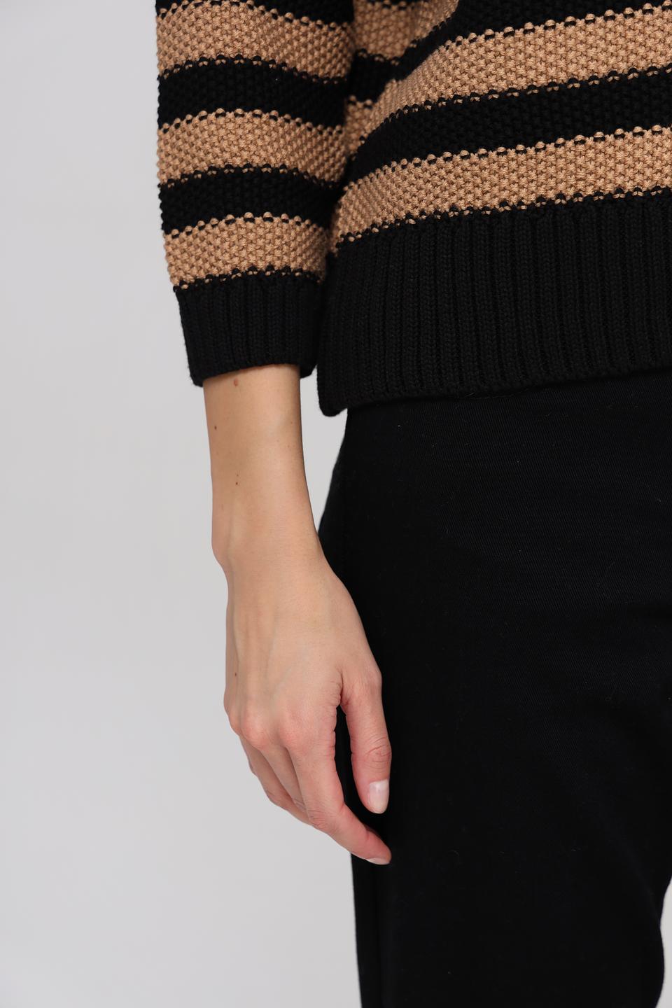 Пуловер More and More в полоску