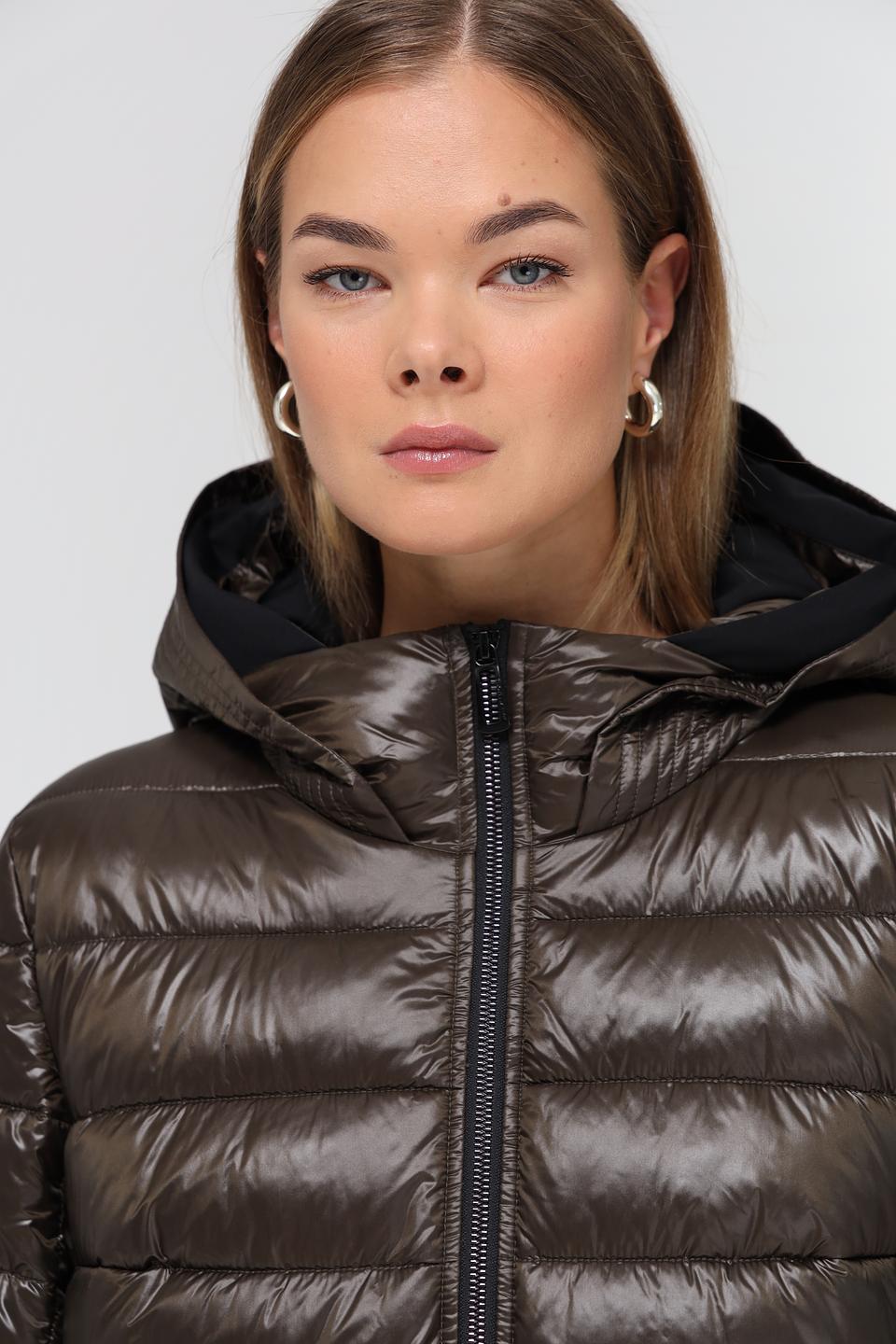 Пальто Marc Cain стеганое оливковое