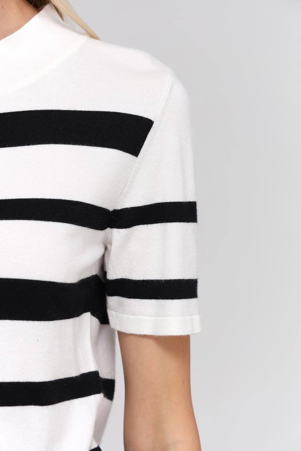Пуловер Monari в полоску