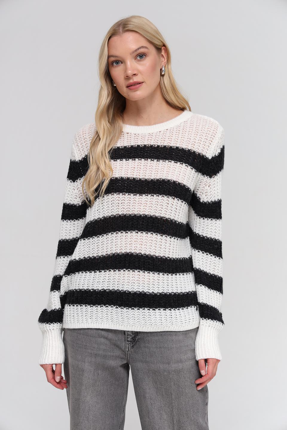 Пуловер Monari в полоску