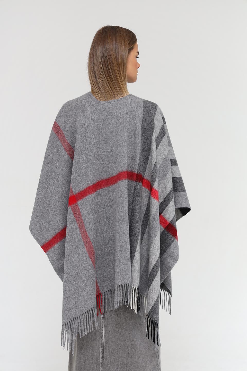 Пончо Fraas в клетку