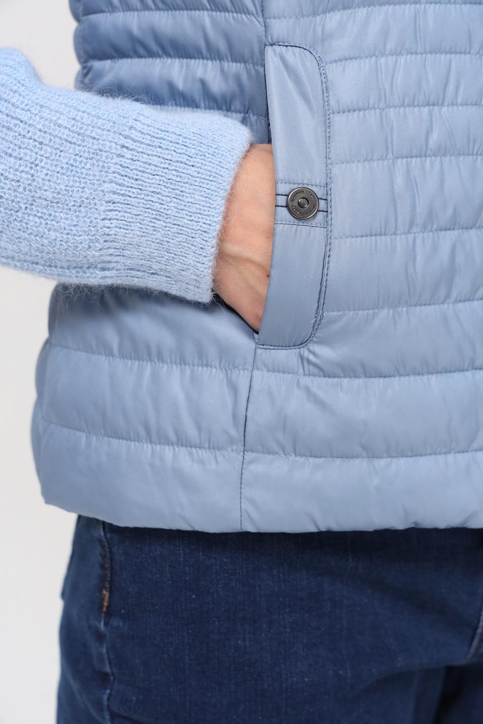 Жилет Lebek стеганый голубой