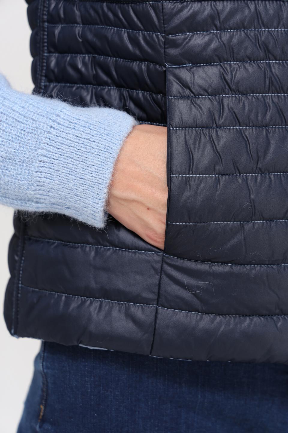 Жилет Lebek стеганый голубой