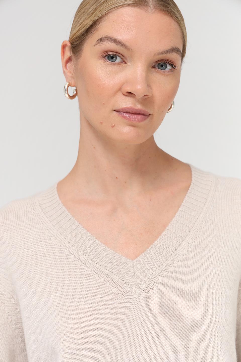 Пуловер Maerz V-образный бежевый
