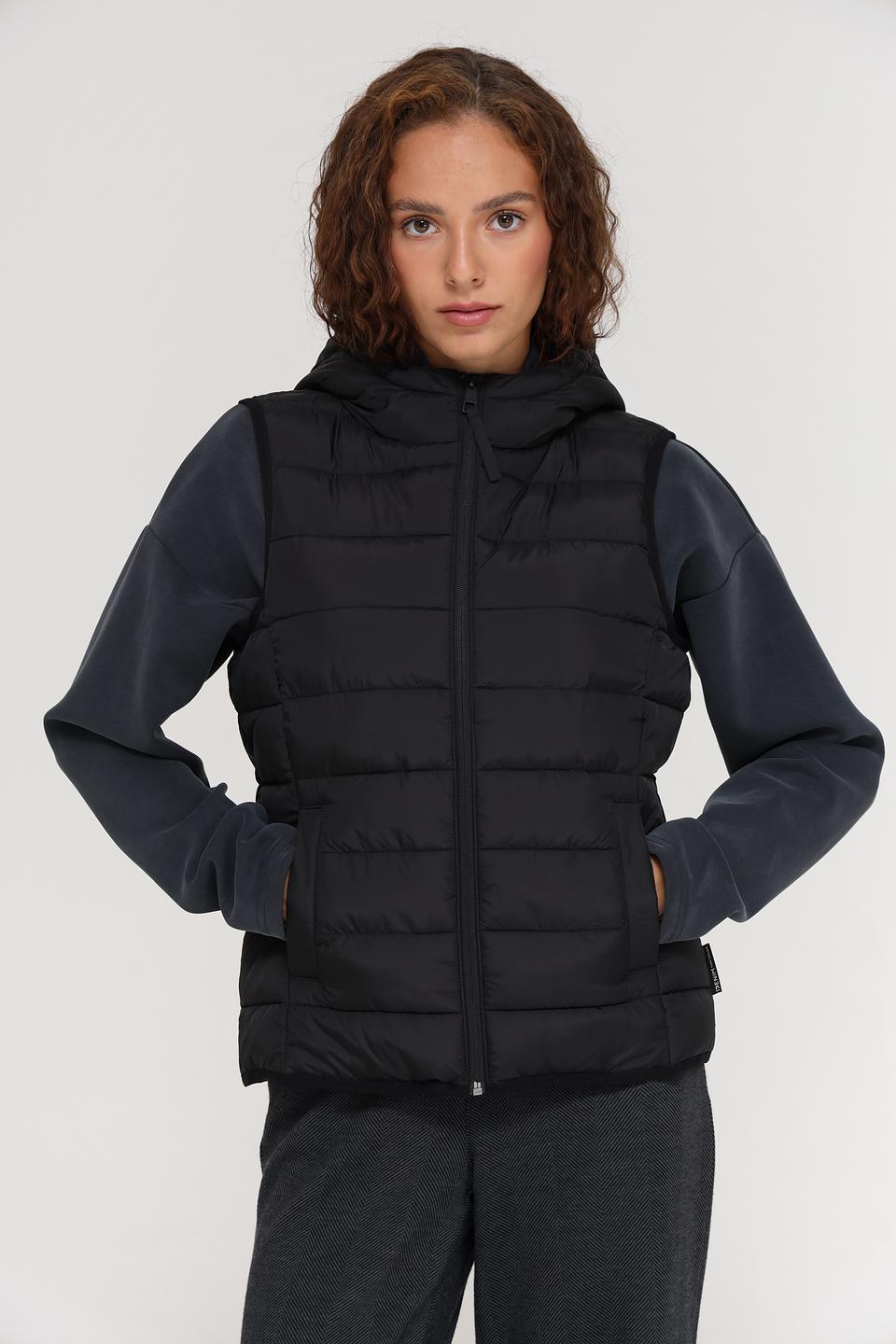 Жилет стеганый Tom Tailor черный