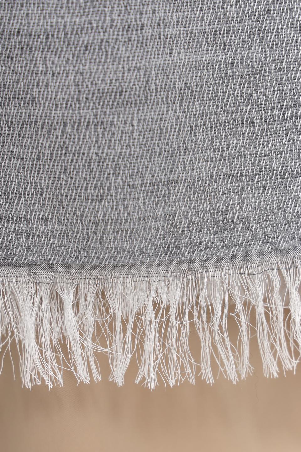 Шарф Marc Aurel в полоску серый