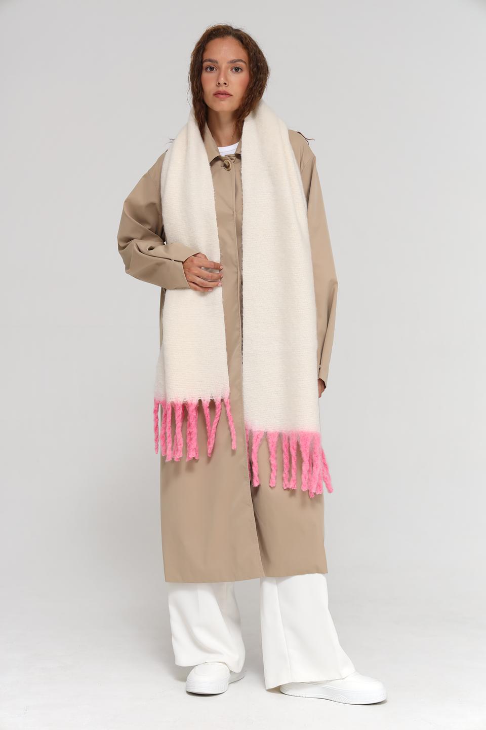 Шарф Fraas с кистями розовый