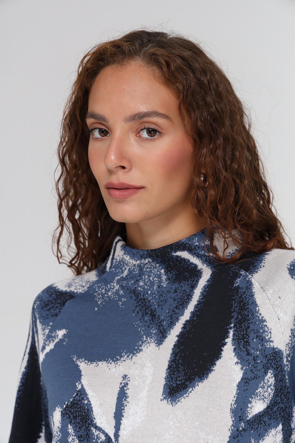 Пуловер Monari с цветочным принтом