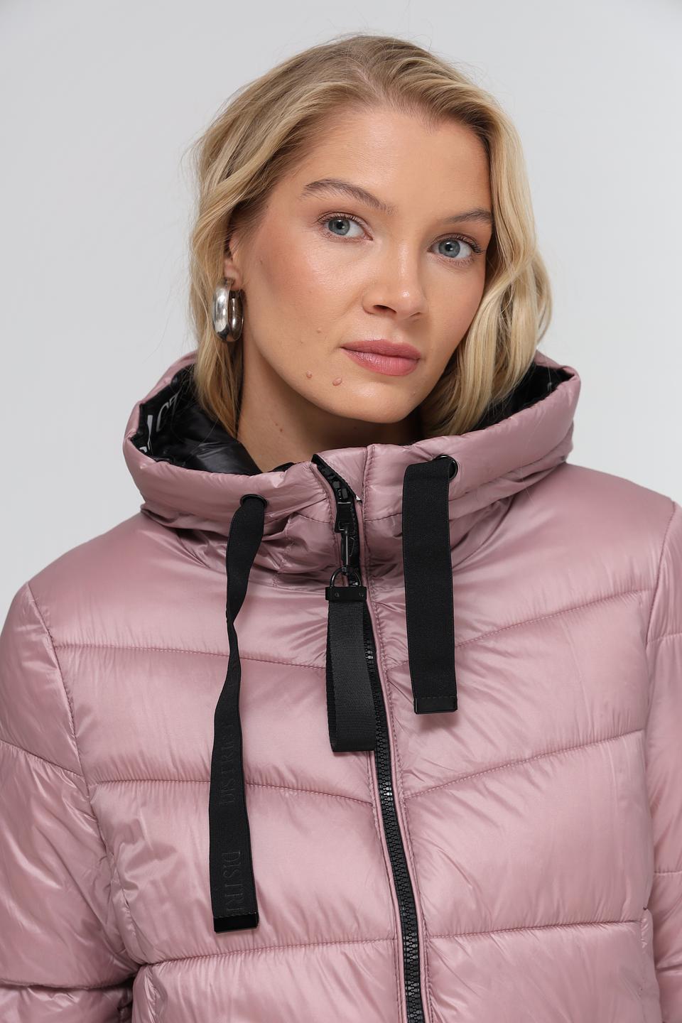 Пальто District стеганое пудровое