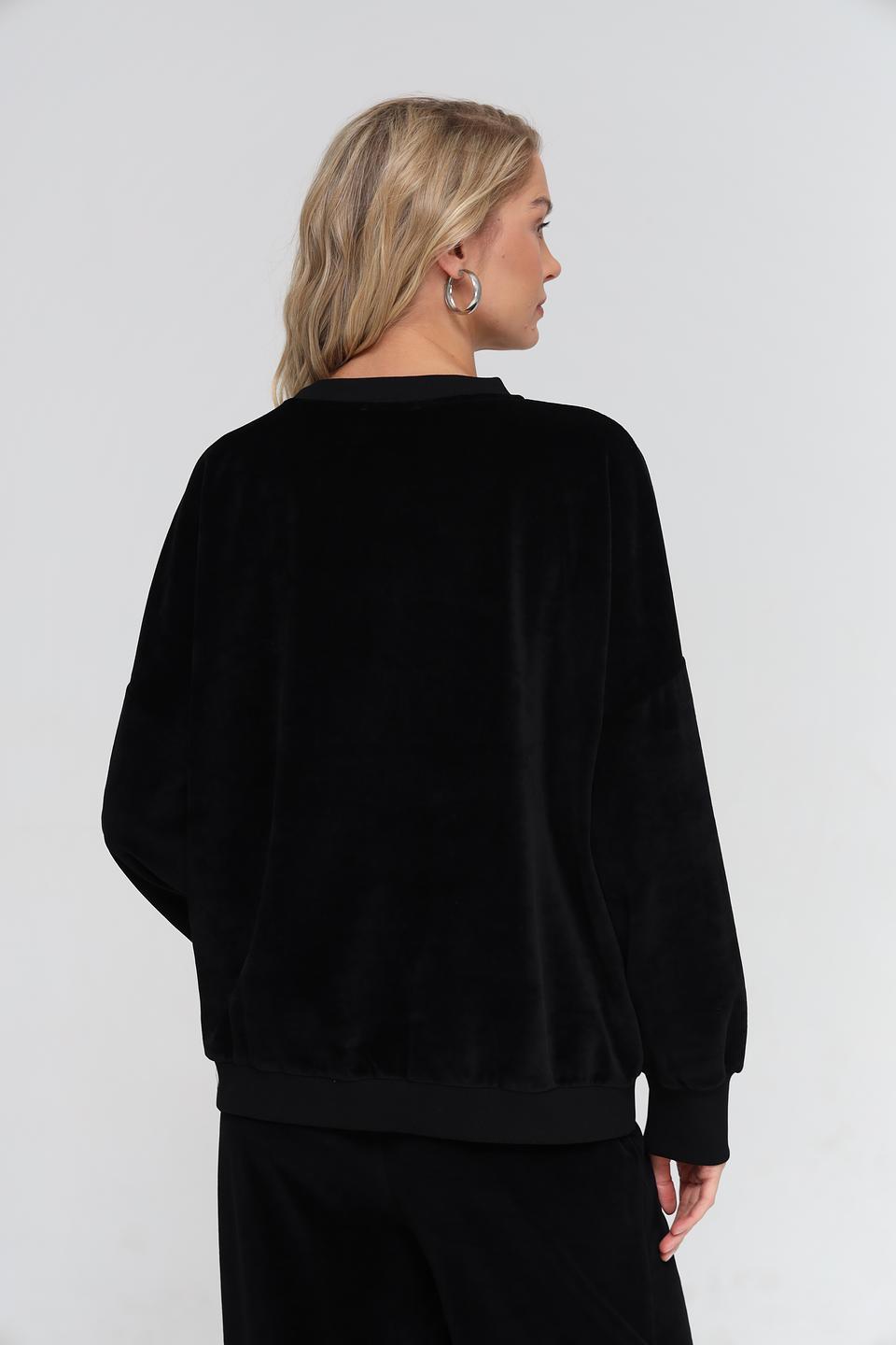 Пуловер UNQ женский черный с буквой U