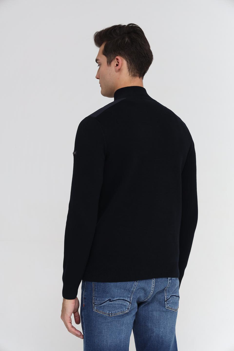 Джемпер Bugatti с воротником