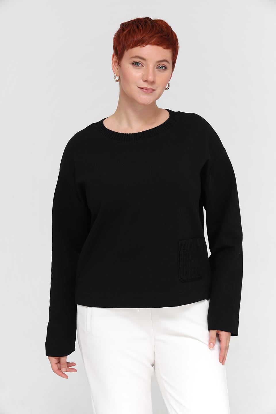 Пуловер Margittes чёрный с карманом