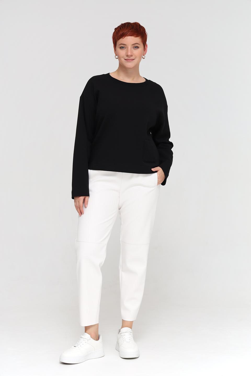 Пуловер Margittes чёрный с карманом