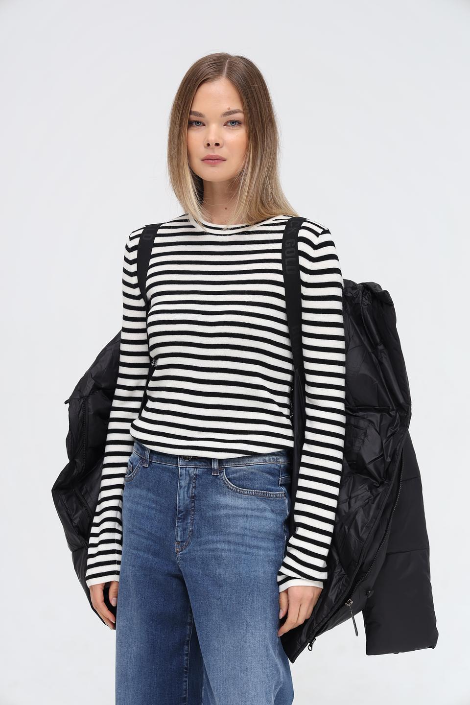 Куртка Beatris чёрная стеганая