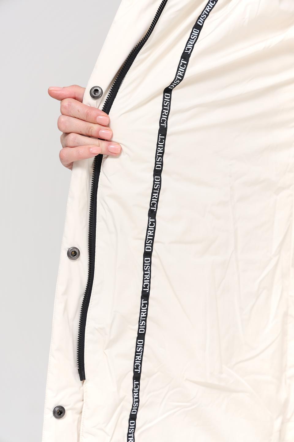 Пальто District стеганое бежевое