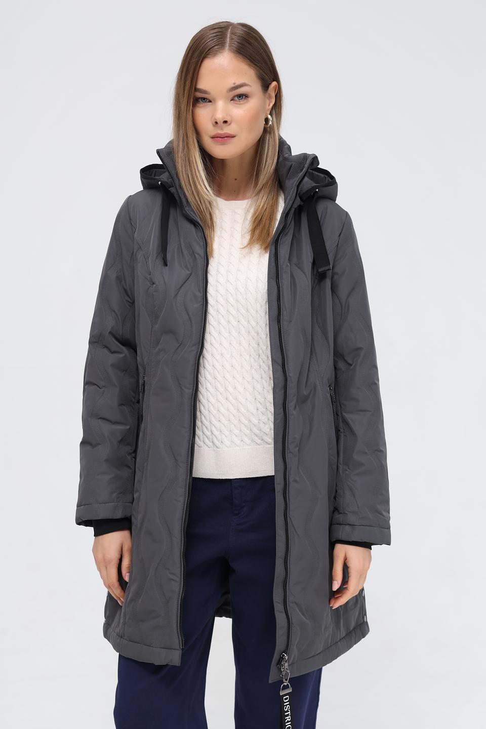 Пальто District стеганое серое