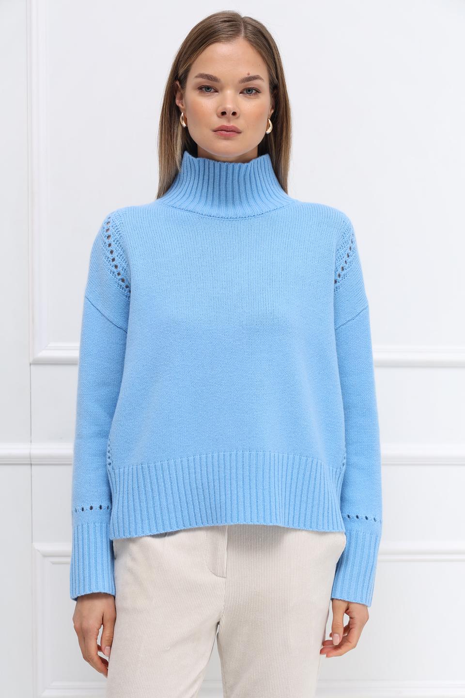 Пуловер Catnoir голубой с вырезом