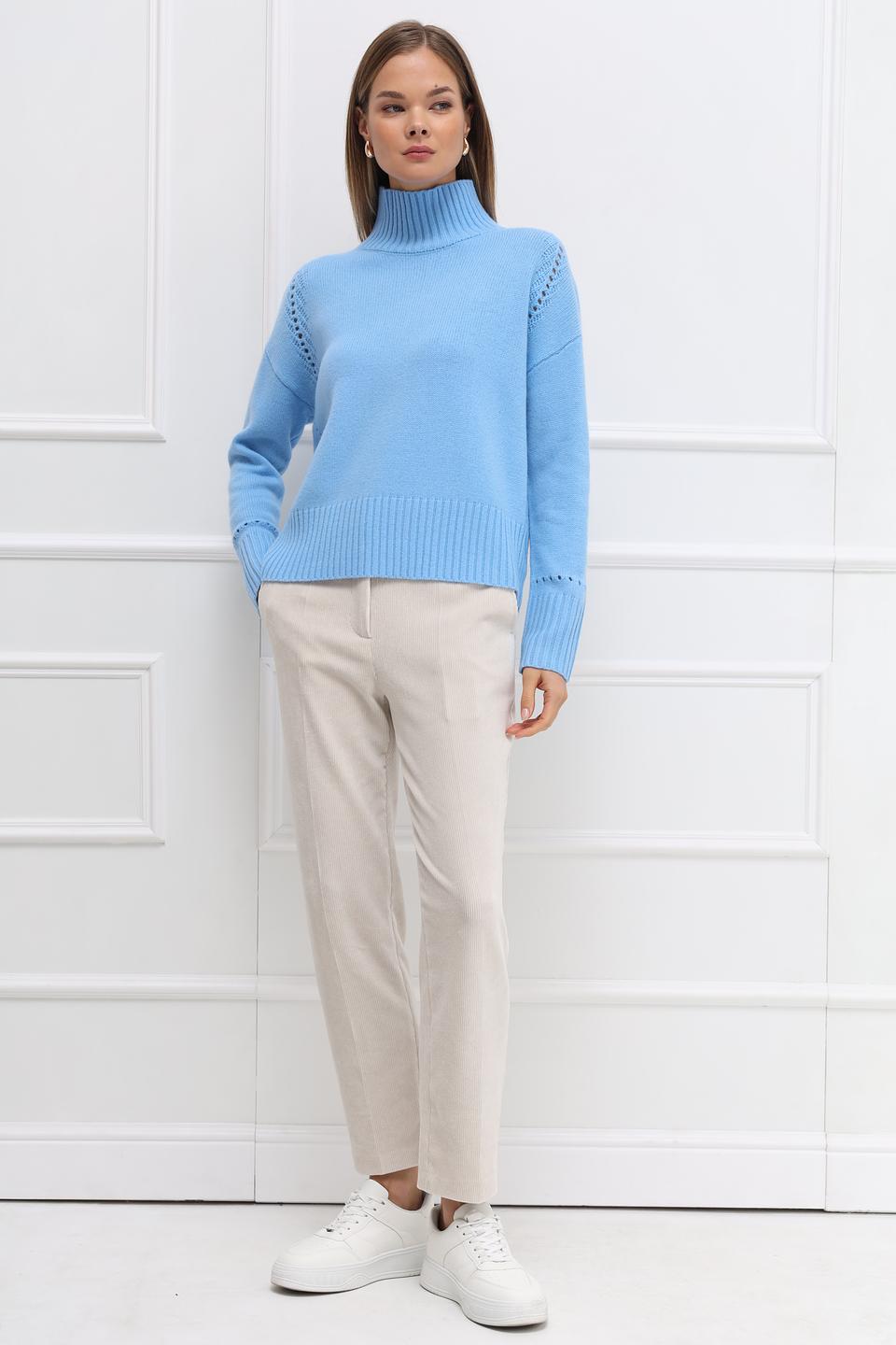 Пуловер Catnoir голубой с вырезом