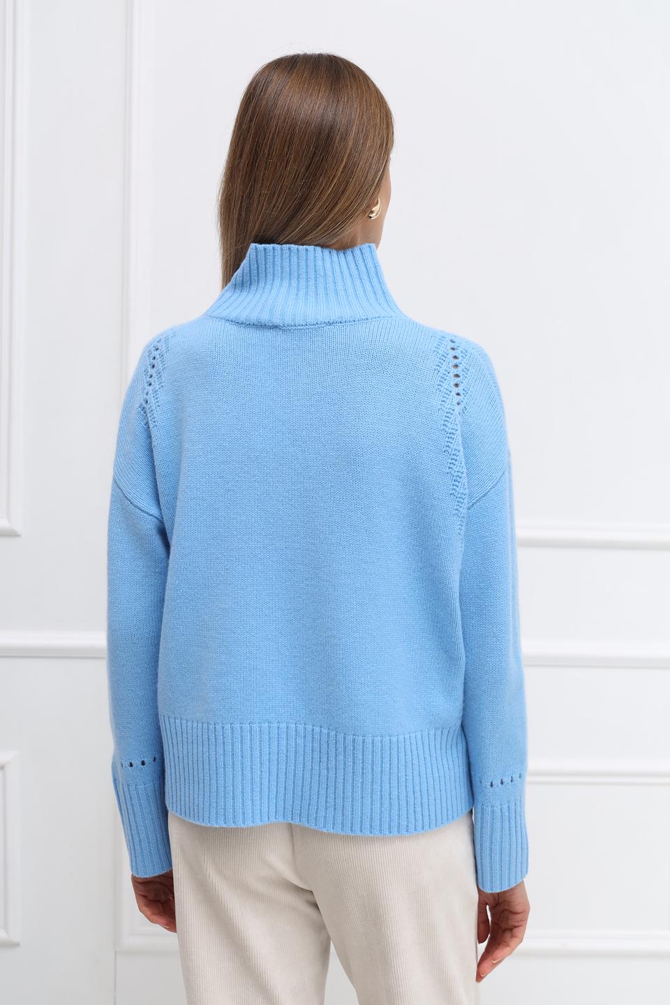 Пуловер Catnoir голубой с вырезом