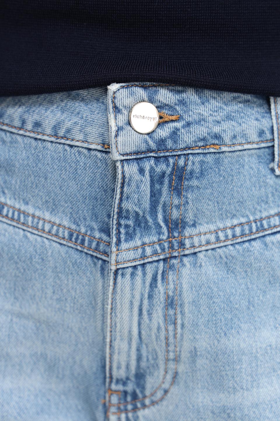 Джинсы Mom Fit Rich and Royal голубые