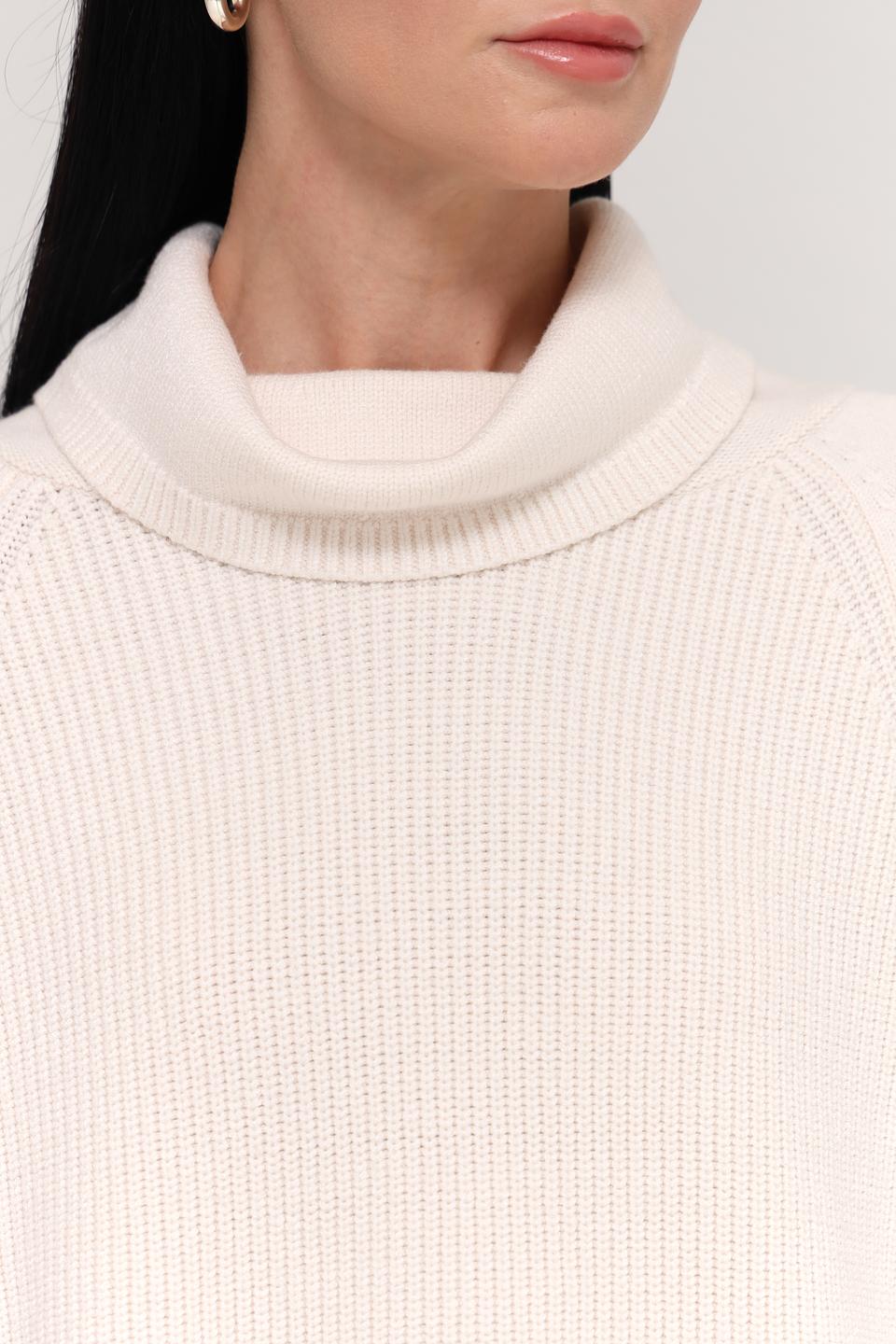 Пуловер Oui с воротником-стойкой кремовый