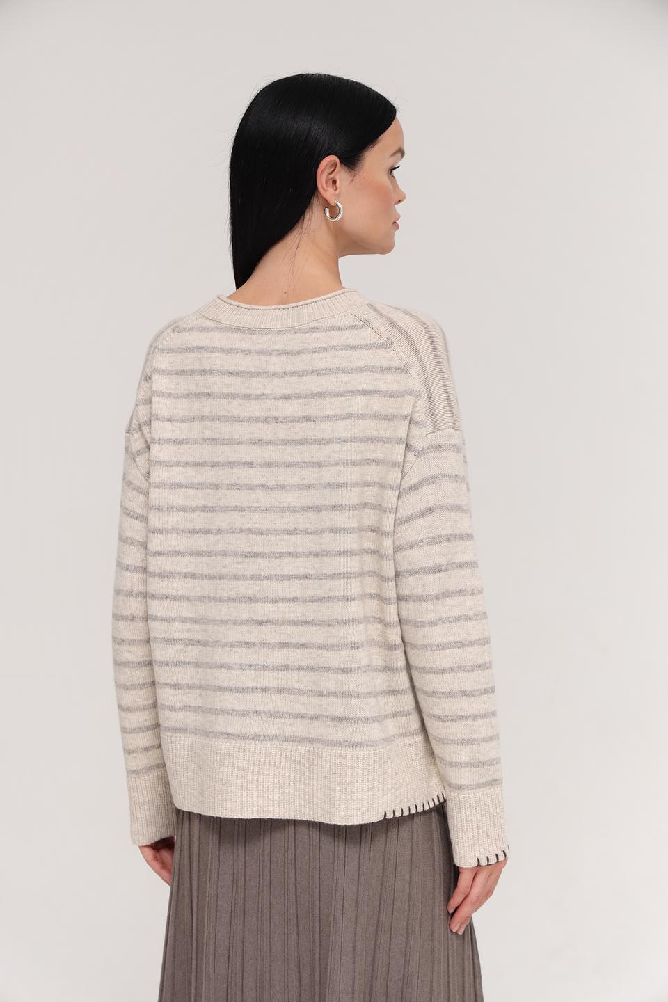 Пуловер Oui в полоску бежевый