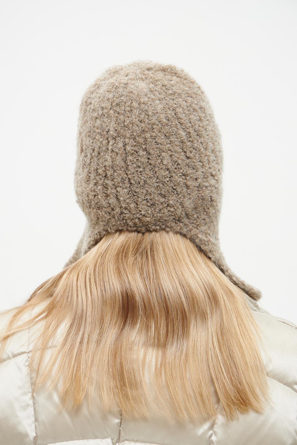 Шапка Marhatter с ушами бежевая