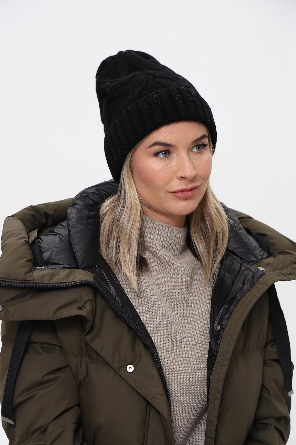 Шапка Roeckl чёрная вязаная