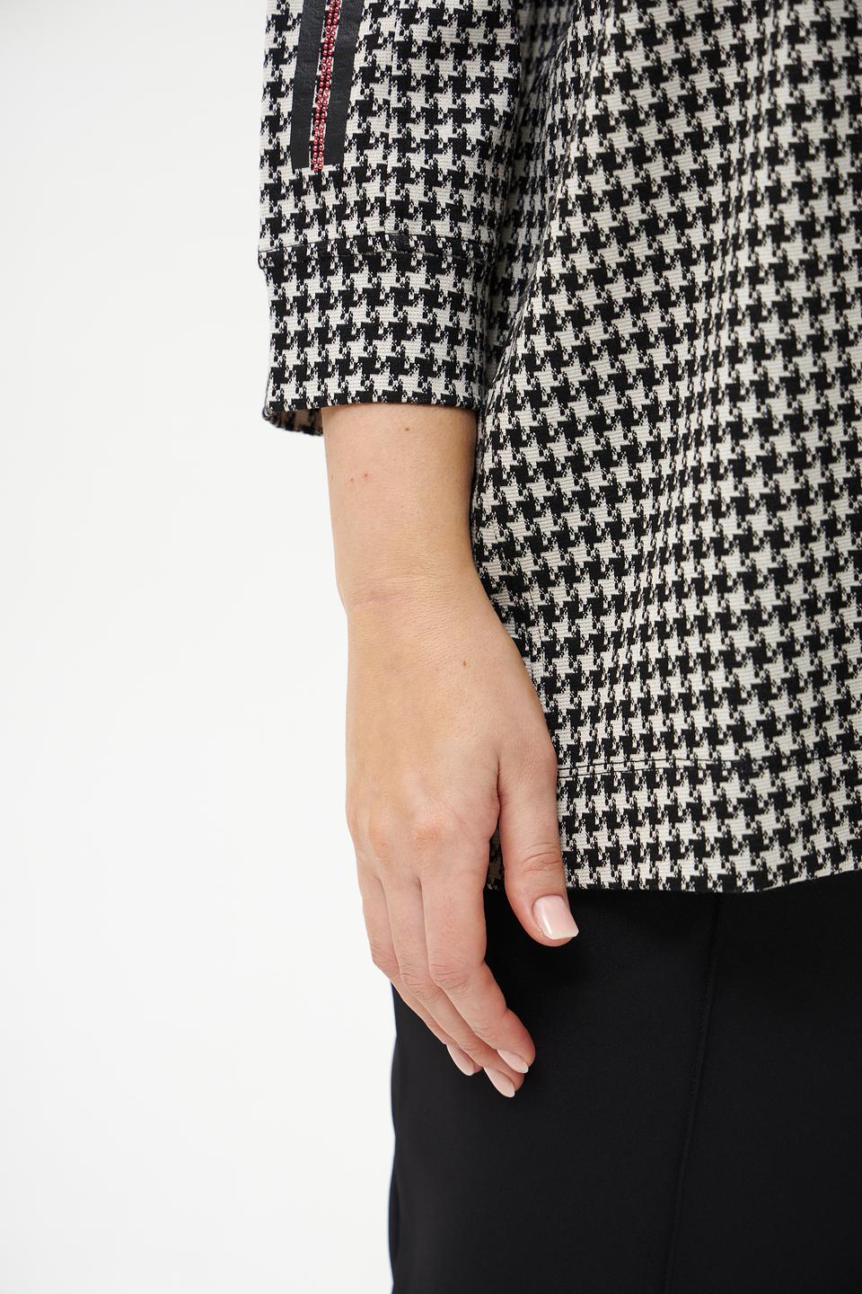 Пуловер Frapp в клетку с лентой