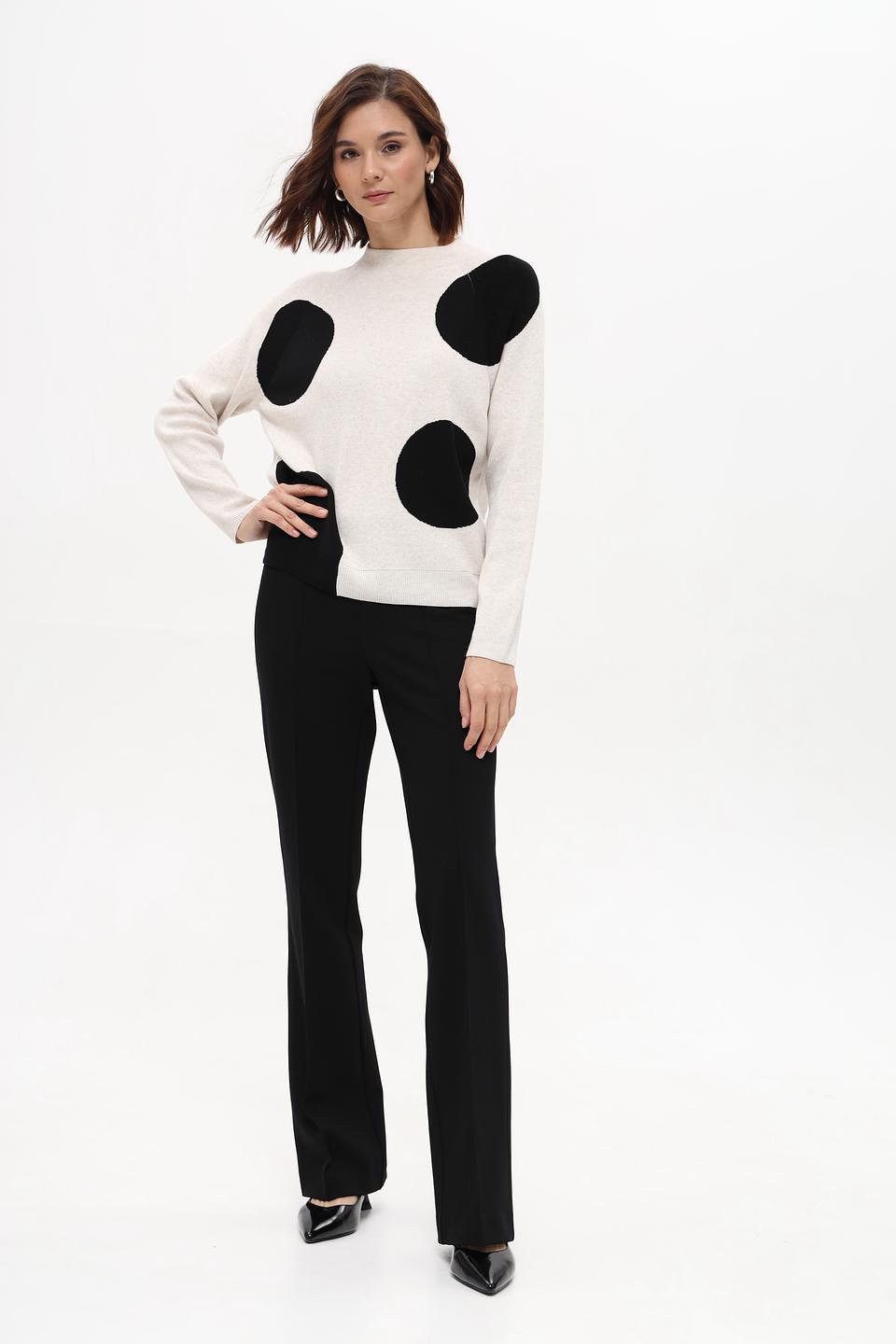 Пуловер Oui с горохом бежевый