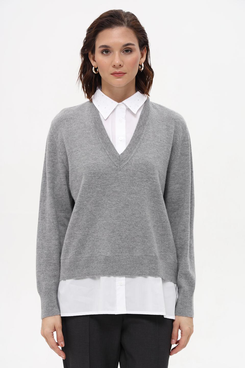 Блуза Margittes серая V-образный вырез