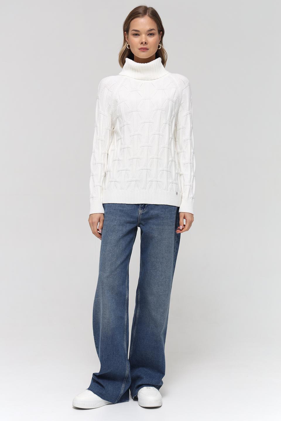 Пуловер Gollehaug с косами молочный