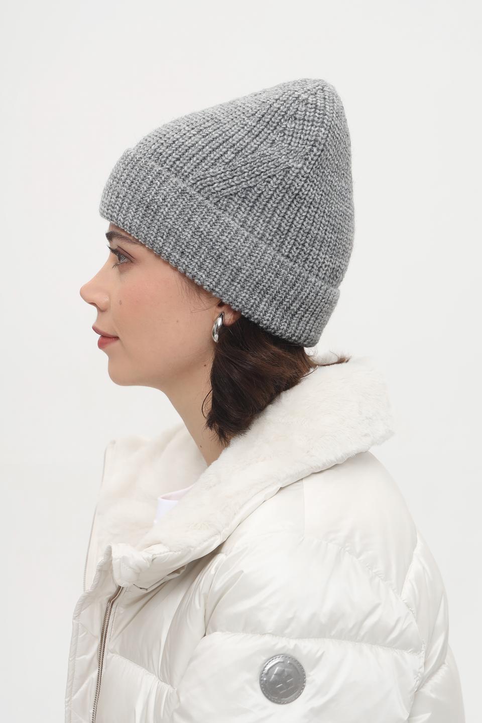 Шапка Seeberger серая вязаная