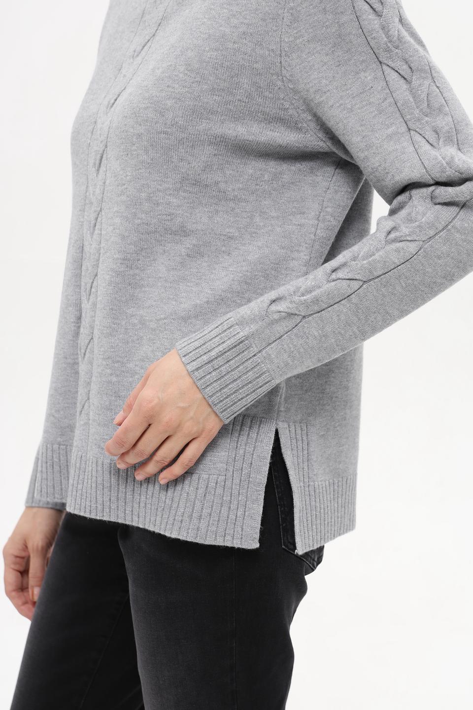 Пуловер Betty Barclay серый с косами